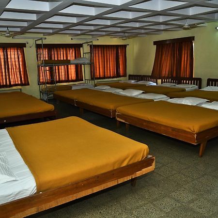 Kstdc Hotel Mayura Yatrinivas Mysore Exteriör bild