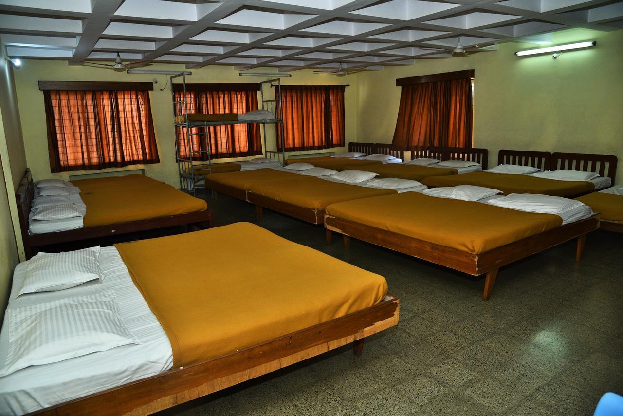 Kstdc Hotel Mayura Yatrinivas Mysore Exteriör bild